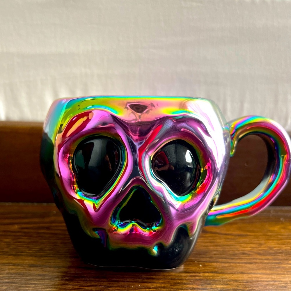 Disney - Snow White Poison Apple Mug